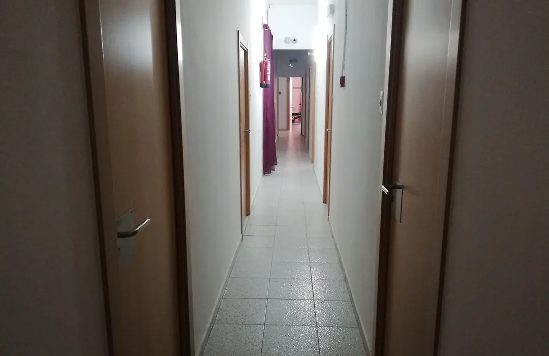 Hostal River-1